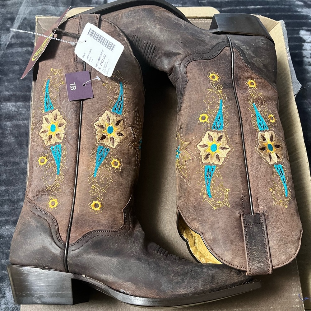 NEW W/tag Women’s JB Dillon Brown Hand Embroidered Cowboy Boots Size 7B Western